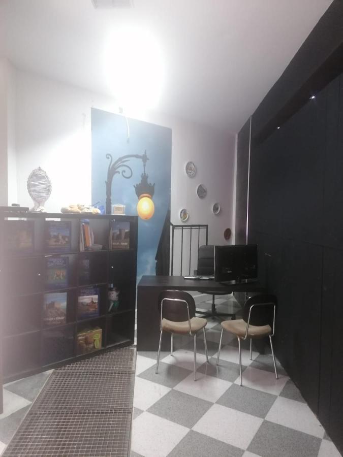Hostal Casa Rosa Мадрид Екстер'єр фото